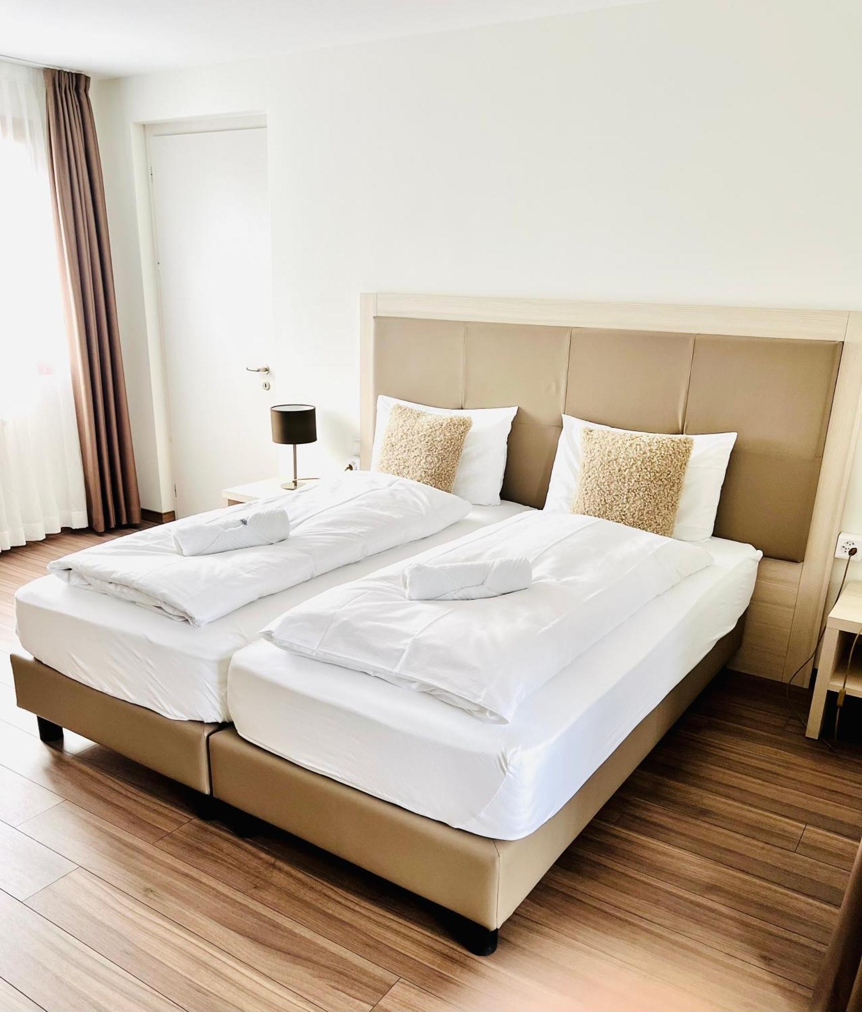 Hotel Domaine De La Sauge 屈德勒凡 外观 照片