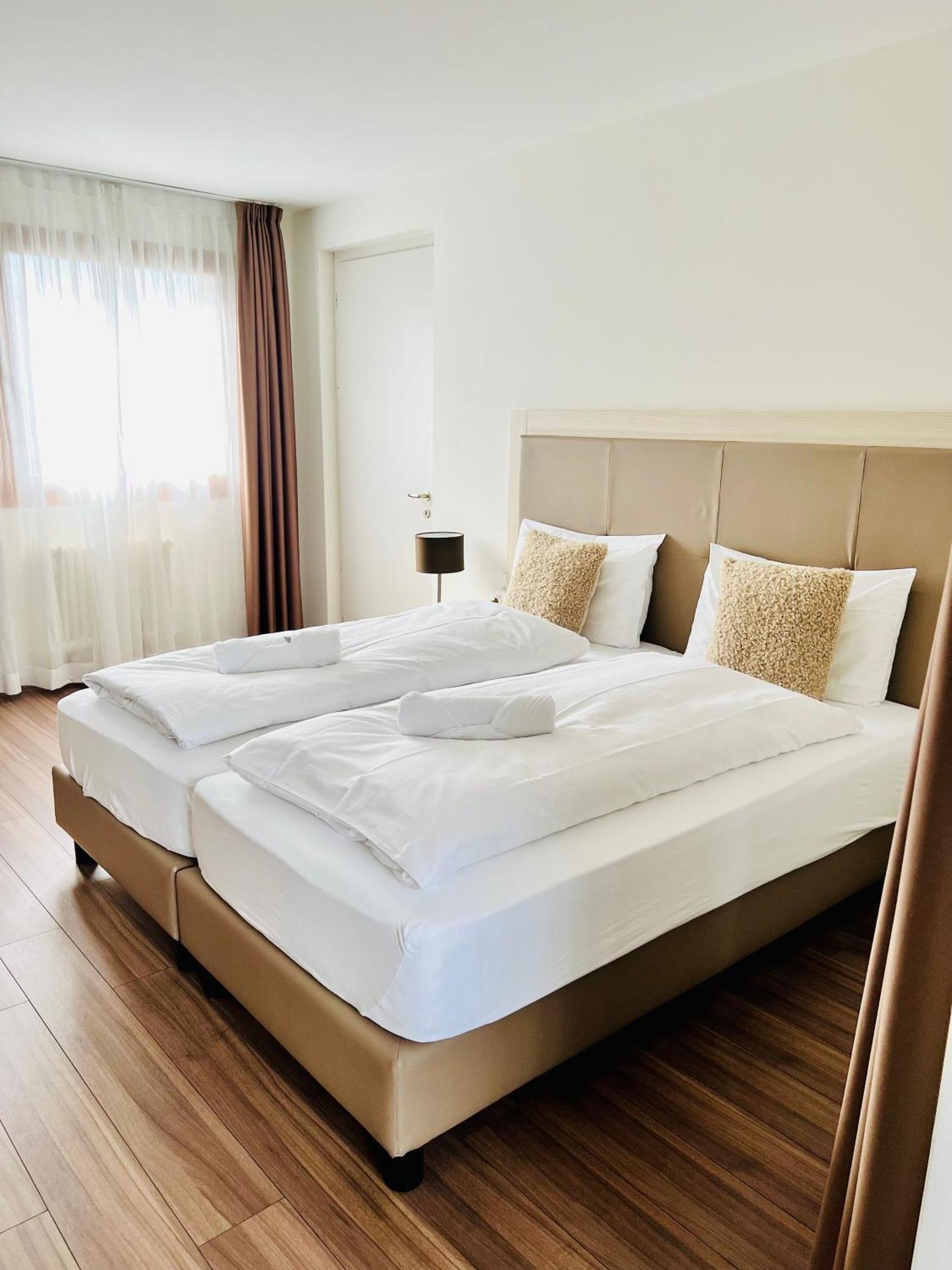 Hotel Domaine De La Sauge 屈德勒凡 外观 照片