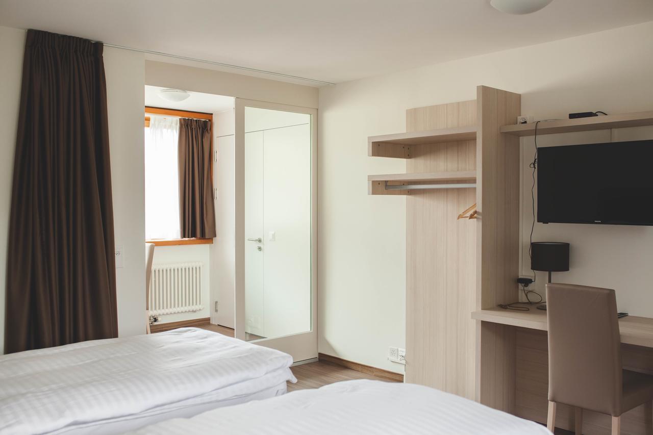 Hotel Domaine De La Sauge 屈德勒凡 外观 照片