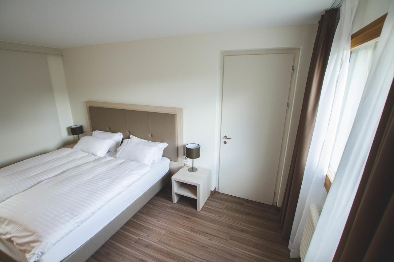 Hotel Domaine De La Sauge 屈德勒凡 外观 照片