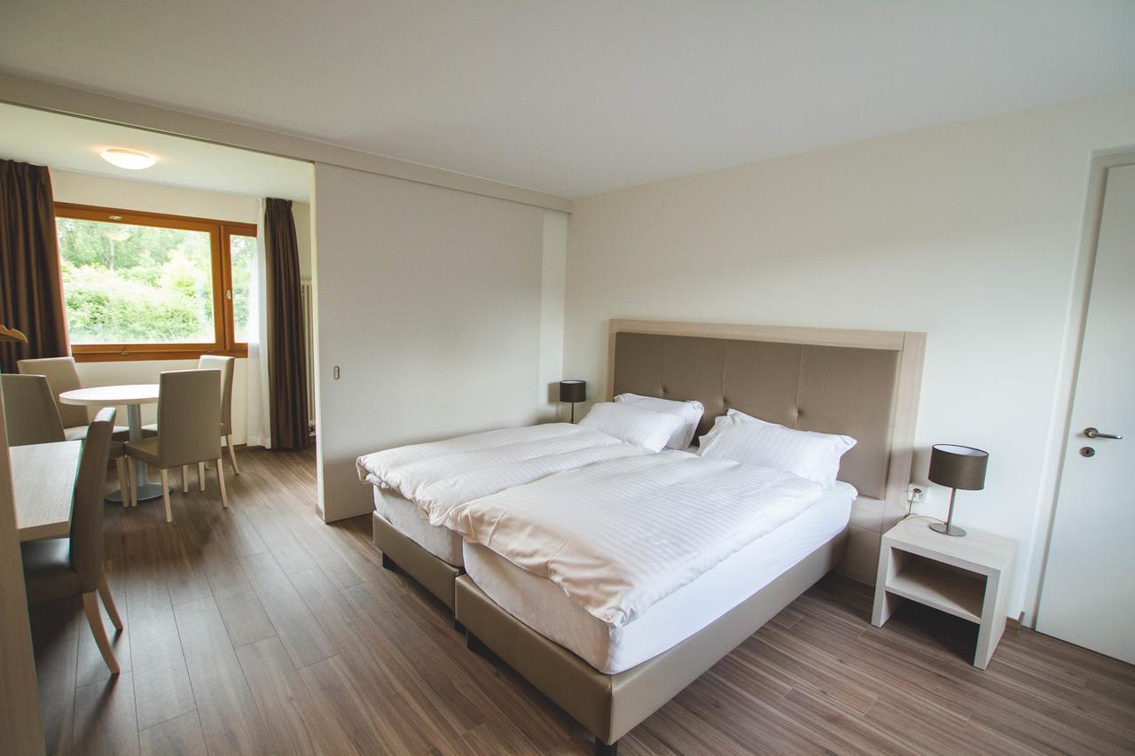 Hotel Domaine De La Sauge 屈德勒凡 外观 照片