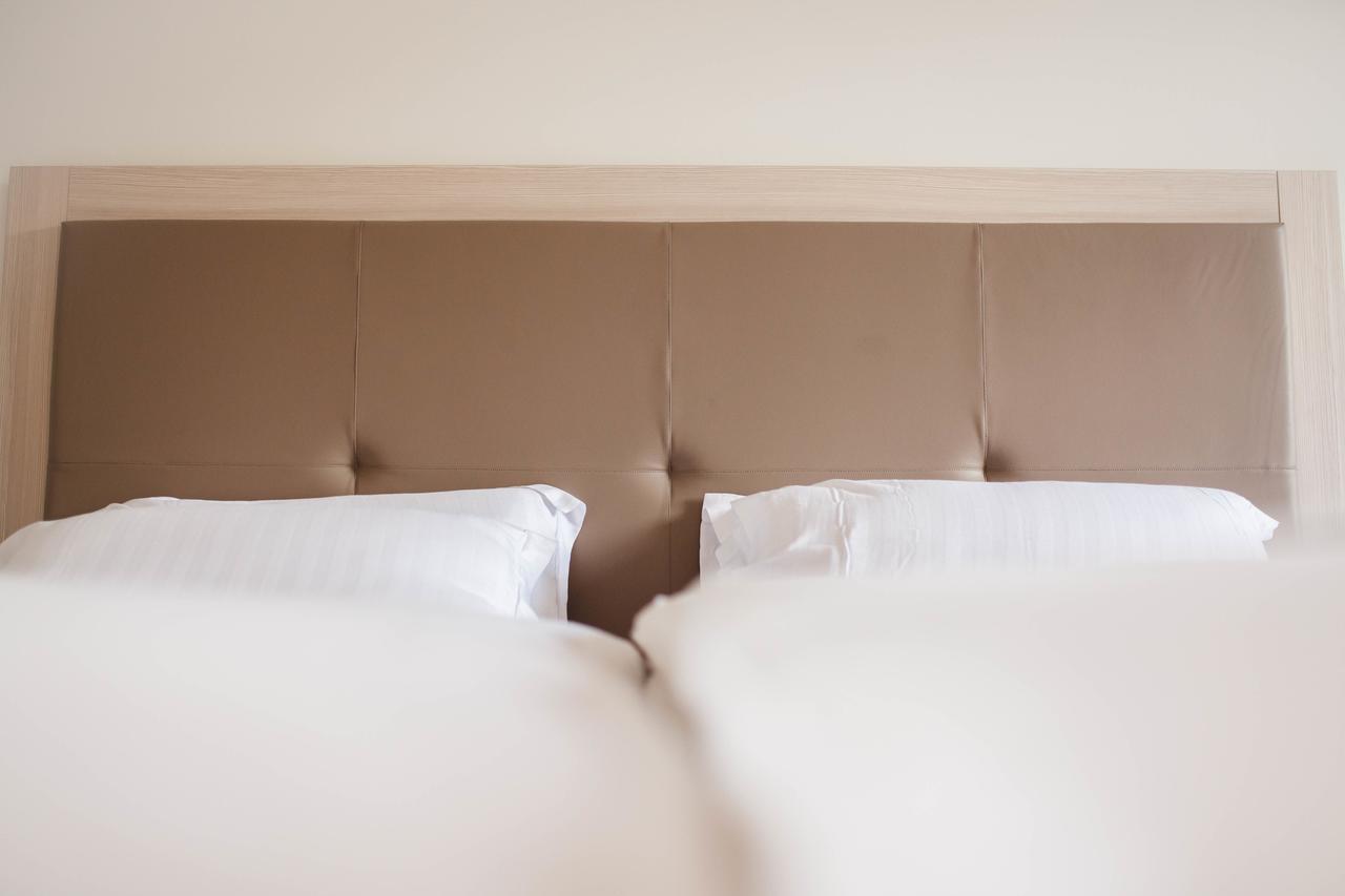 Hotel Domaine De La Sauge 屈德勒凡 外观 照片
